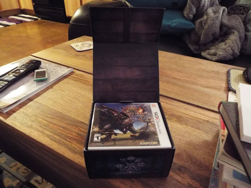 Illustration for article titled Monster Hunter 4 Ultimate CE: Unboxing!!